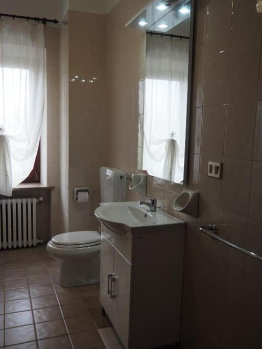 Ferienwohnung Casa Volpe Magliano Alfieri Exterior foto